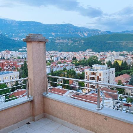 Buddha Grand City Apartment Budva Kültér fotó