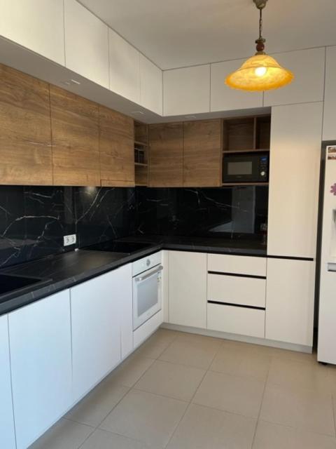 Buddha Grand City Apartment Budva Kültér fotó